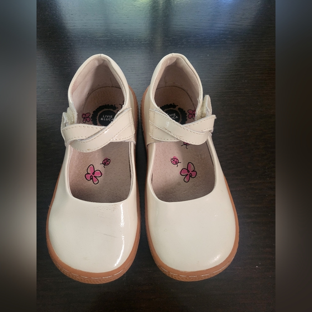 Livie and luca sz 12 white shoes guc $20 light wear